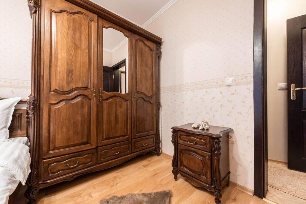 Vazov Residence , Two Bedroom Top Centre Apartment ヴァルナ エクステリア 写真