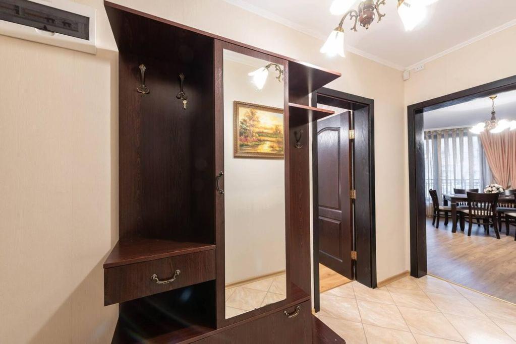 Vazov Residence , Two Bedroom Top Centre Apartment ヴァルナ エクステリア 写真