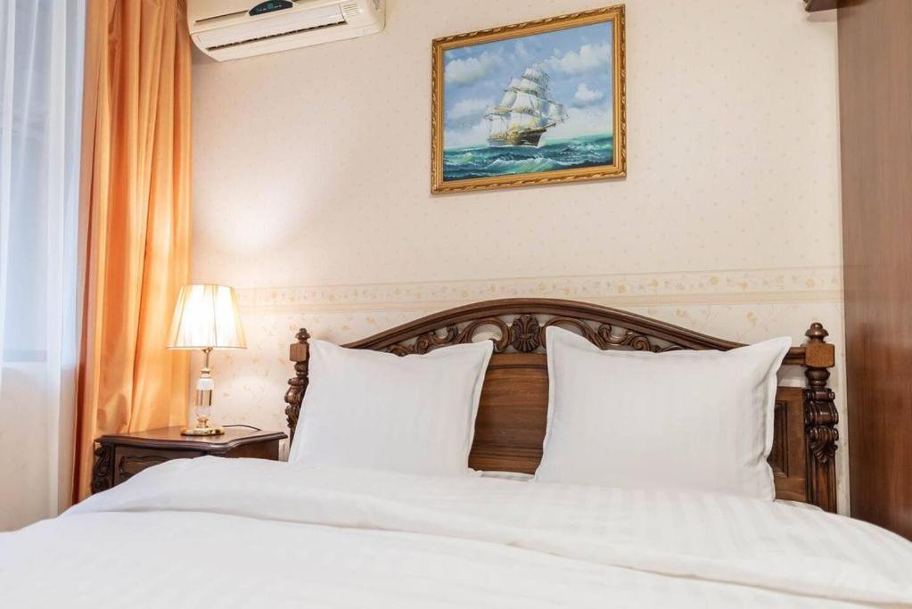 Vazov Residence , Two Bedroom Top Centre Apartment ヴァルナ エクステリア 写真